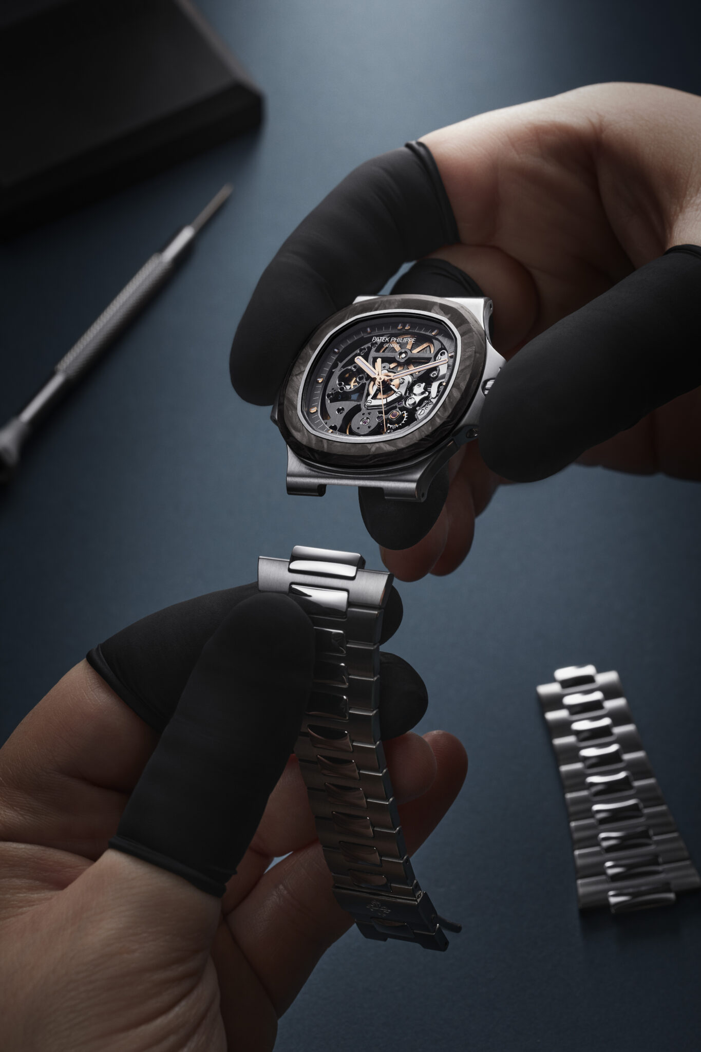 địa chỉ đánh bóng làm mới đồng hồ uy tín chuyên nghiệp