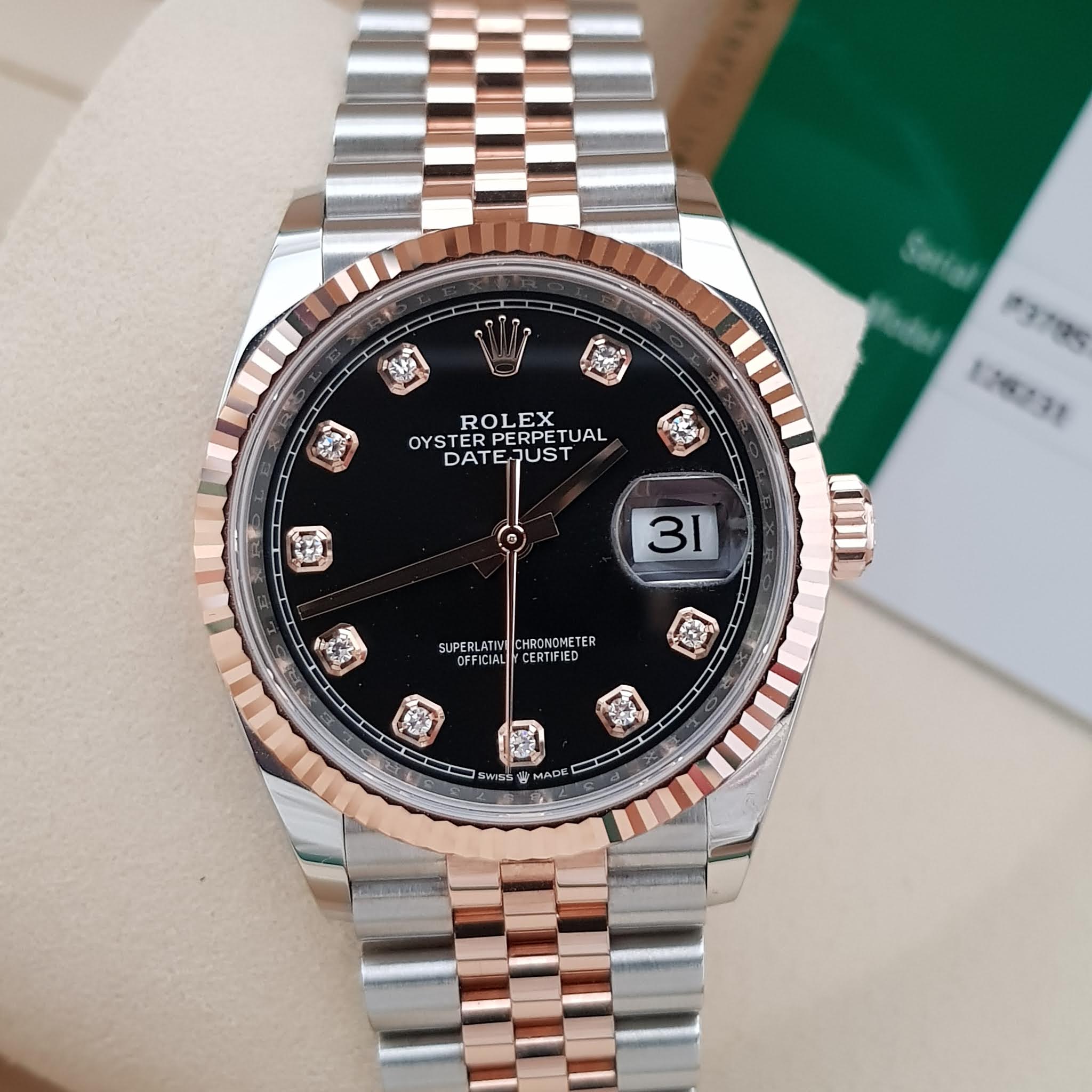 Rolex Datejust 36 Giá Bao Nhiêu - Khám Phá Giá Trị Thật Của Một Biểu Tượng Thời Gian Cao Cấp