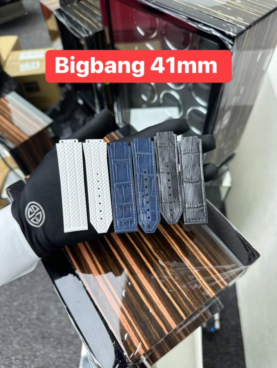 Thay dây cao su đồng hồ Hublot Hà Nội – Bí quyết giữ gìn phong cách và độ bền cho chiếc đồng hồ