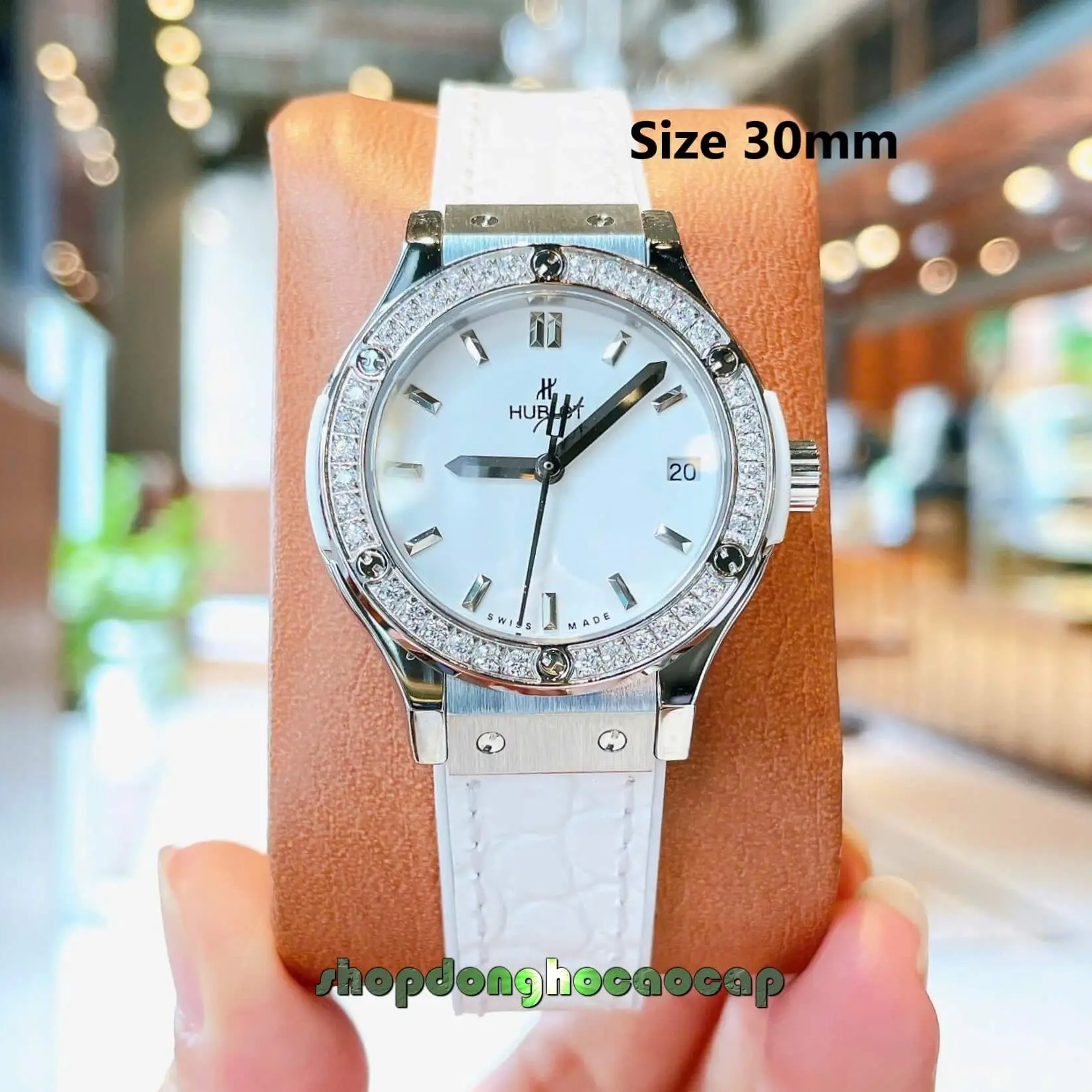 đồng hồ hublot nữ giá bao nhiêu
