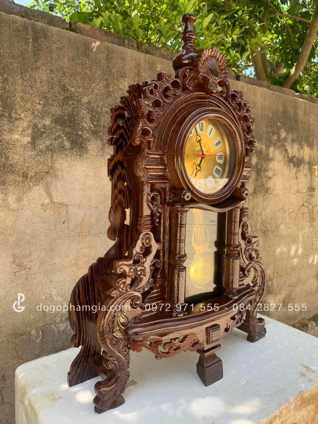 Đồng hồ quả lắc để bàn - Sự hòa quyện giữa nghệ thuật và kỹ thuật thời gian