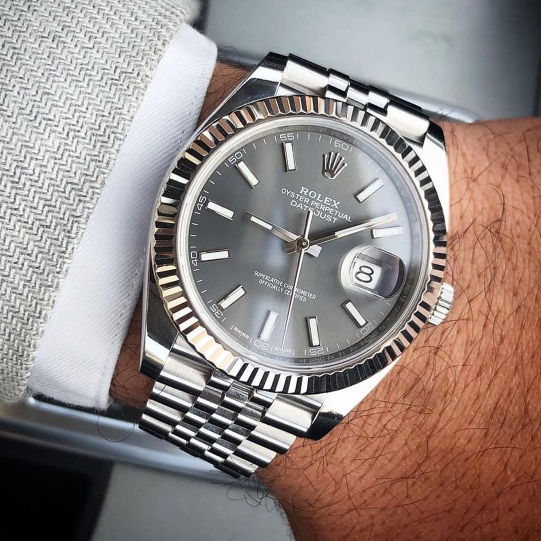 Rolex Oyster Perpetual Datejust Giá Bao Nhiêu?